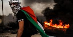 شاب فلسطيني خلال مواجهات مع الاحتلال في الضفة الغربية.jpg